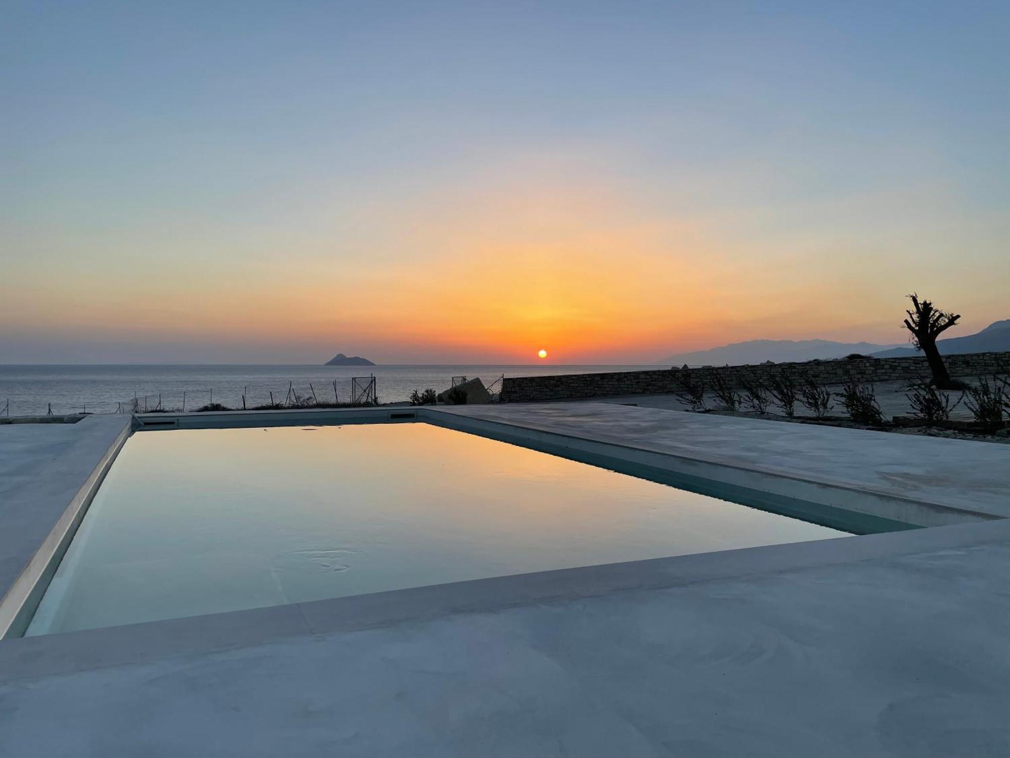 Komos Beach Estate Kalamaki  Esterno foto